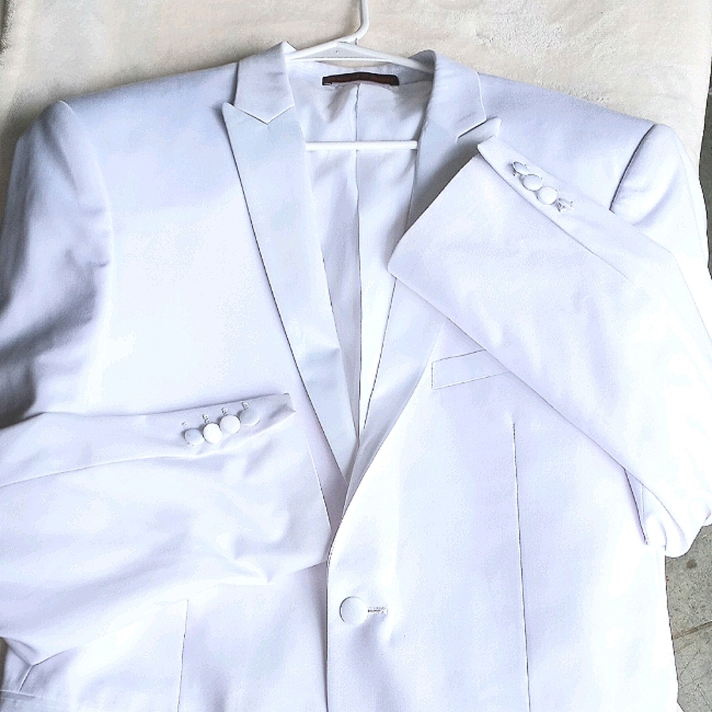 House of St. Benets Suit